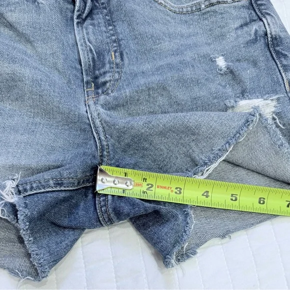 Old Navy Women's OG Short High-Rise Denim Shorts Sz 4 - Picture 8 of 9